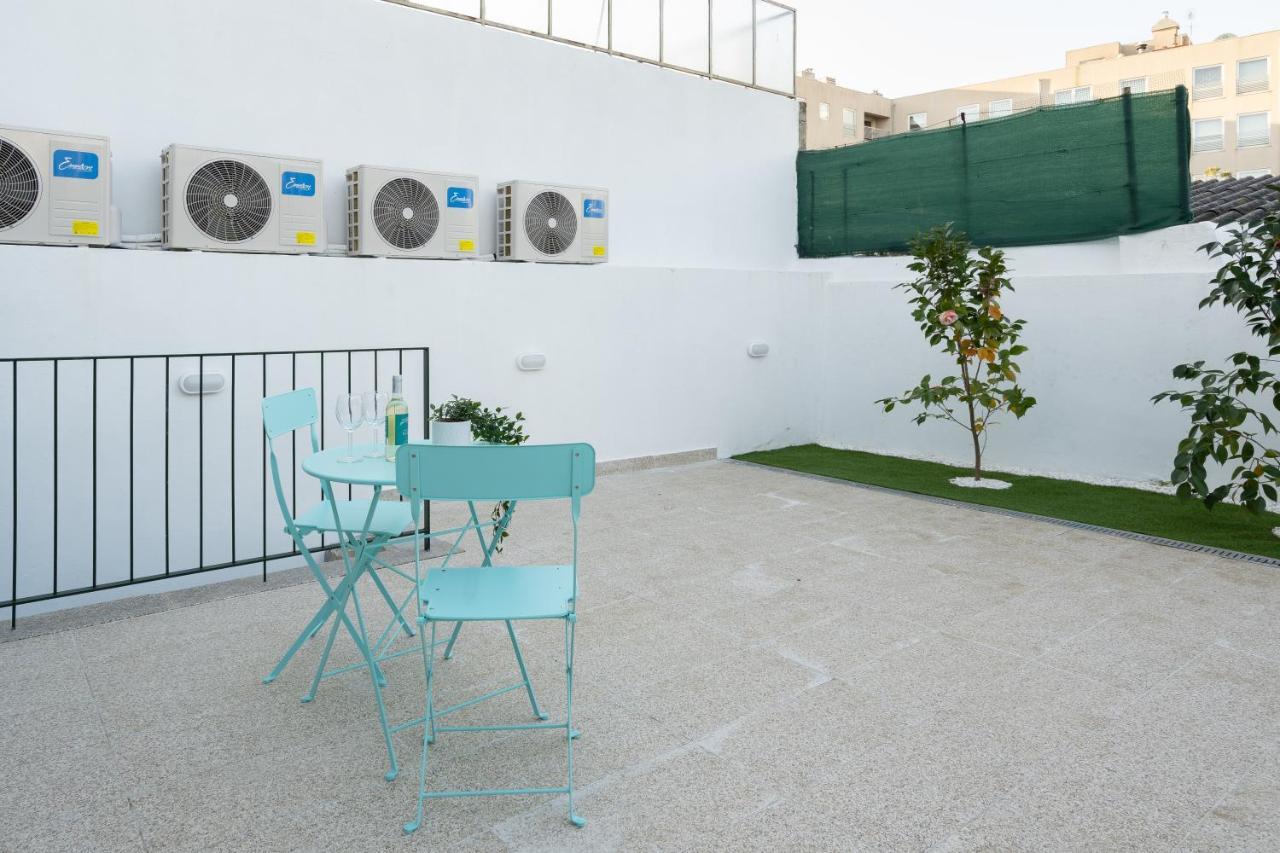 Host Wise - Modern Studios With Terrace - Walk Everywhere Porto Kültér fotó