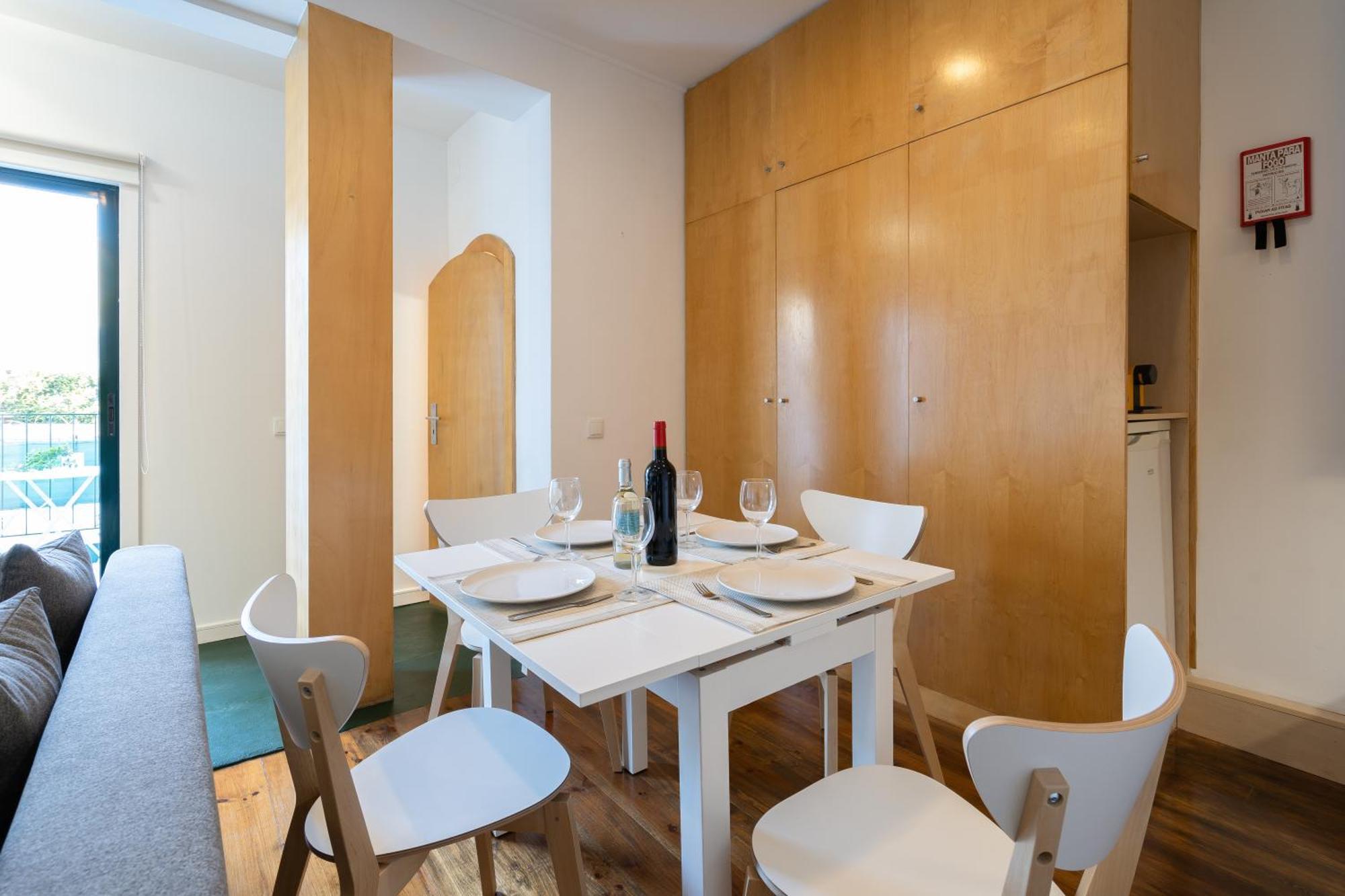 Host Wise - Modern Studios With Terrace - Walk Everywhere Porto Szoba fotó