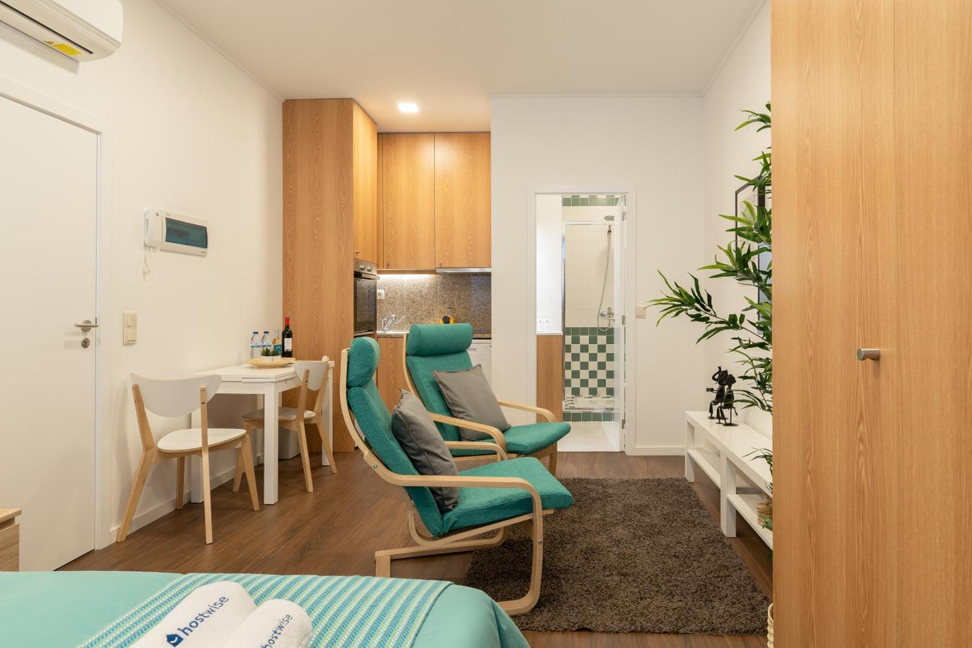 Host Wise - Modern Studios With Terrace - Walk Everywhere Porto Szoba fotó